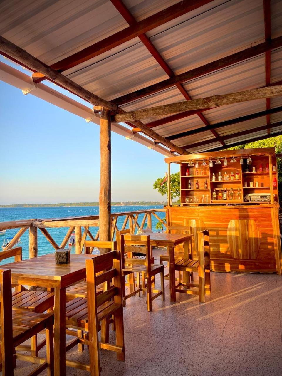 Mandala Beach Club Hotel Pendales Exterior photo