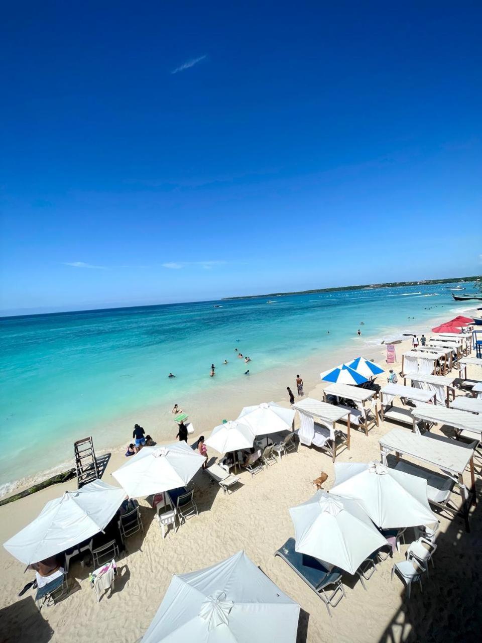 Mandala Beach Club Hotel Pendales Exterior photo